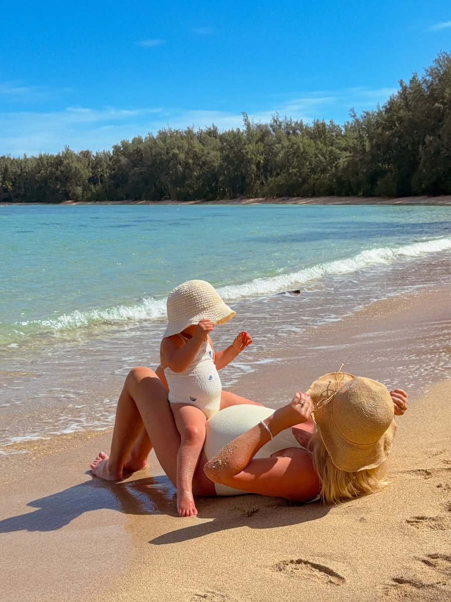 adigraceeld2c's tweet photo. till next time 🌺🌴🌞 https://t.co/A0KfPXhFwE