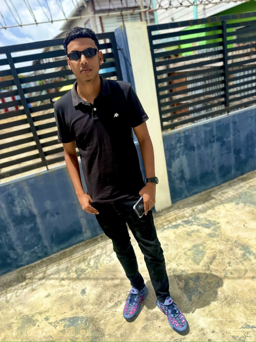 ARamkripaul's tweet photo. Be a better you, for YOU https://t.co/ZqtleFxedi
