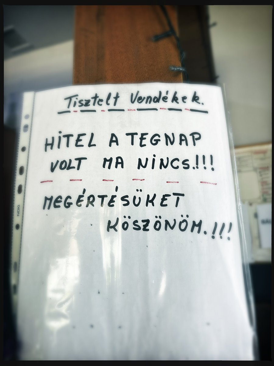 superxaba's tweet photo. Ma tették ki, még jó hogy volt nálam pénz! https://t.co/yAKQ2SOBMv