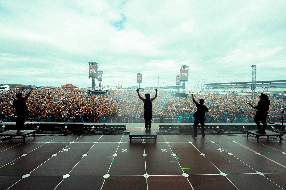 burytomorrow's tweet photo. This one will be with us for a long time. You have our heart, @rockamring 🤍

Tonight we headline Core&amp;More Festival in Austria and we cannot wait!

📸 @johngyllhamn https://t.co/XSzA7GQYzT