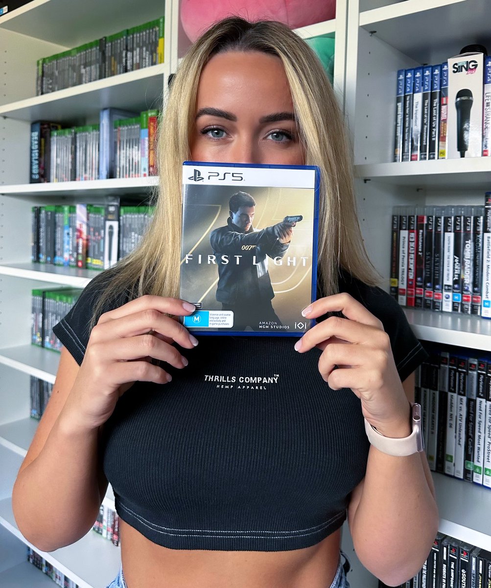 CocoFatale's tweet photo. 007 First Light 🙌🖤 

@FiveStarGamesOz @AmazonMGMStudio @PlayStationAU #gifted https://t.co/XQyZIW0Nrt