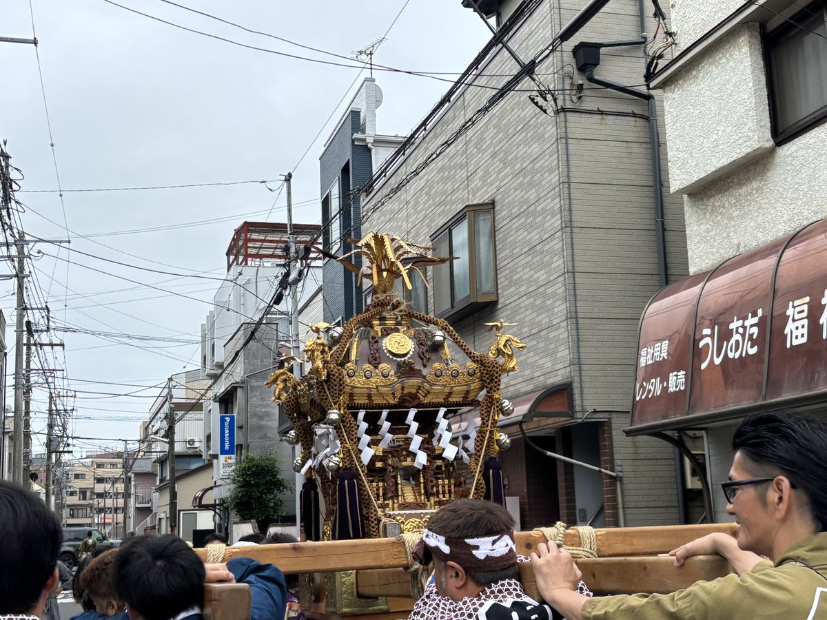 mitsurooooo's tweet photo. 今日は横浜市鶴見区の潮田(うしおだ)神社の例祭に( ﾉ˶'∀'˶)ﾉ"

来年は本社神輿が担げるらしい!!
行かなきゃね( ﾉ˶'∀'˶)ﾉ" https://t.co/RZenV6fEpu