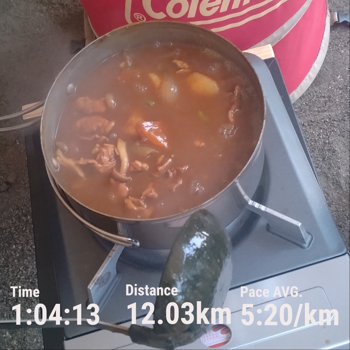ShinBiGunZ's tweet photo. 🏕️キャンプ🏕️
夕飯のカレー(シメジとインゲン入り)がとってもおいしかったです😋

朝ラン 12Km
今回のキャンプ地には、クマは基本いないので軽快に行ってきました(それでも少しビクビク)

非日常で気分一新🥳
遅くなりましたが、6月もよろしくお願いします👍
#ランニング
#カレー https://t.co/kFawVqPmYy