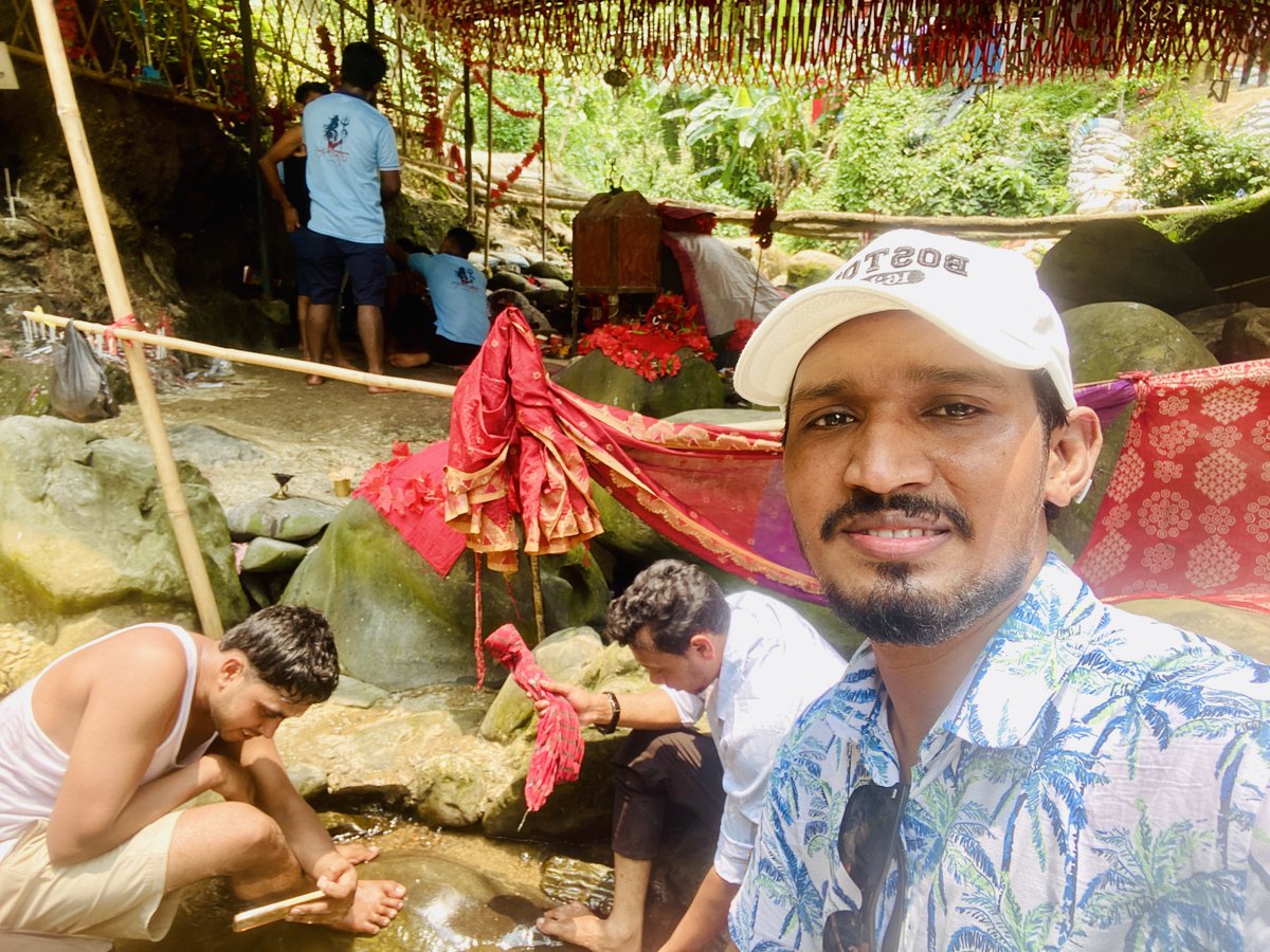 shiketdas's tweet photo. পাতালকালী মন্দির!🩷🩷🙏

সীতাকুন্ড, চন্দ্রনাথ, চট্টগ্রাম,বাংলাদেশ। https://t.co/wuzBbmHh1D