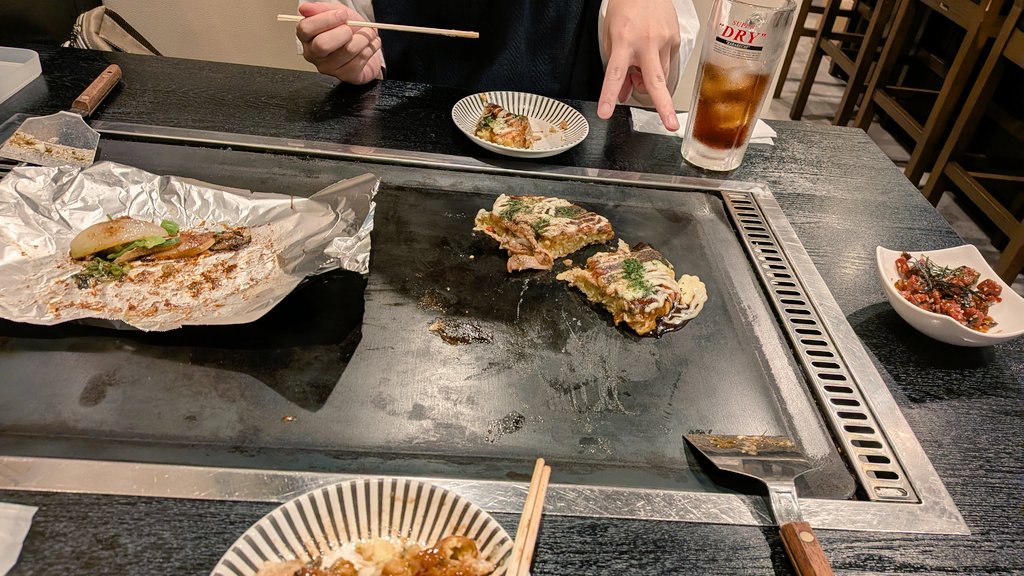 chiaring_gogo's tweet photo. お風呂とトイレと洗面所大掃除二人で頑張ったぞ今日は宴じゃ https://t.co/Z5Ywz7Anvs