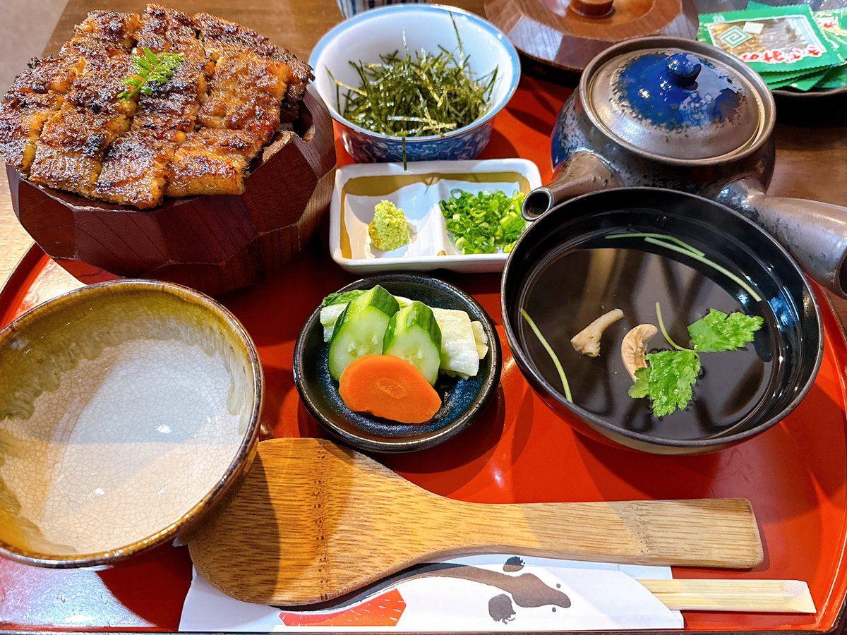 0622ame's tweet photo. ひつまぶし美味しい🫶🏻⸝⸝꙳ https://t.co/Ttr0fw8YzG