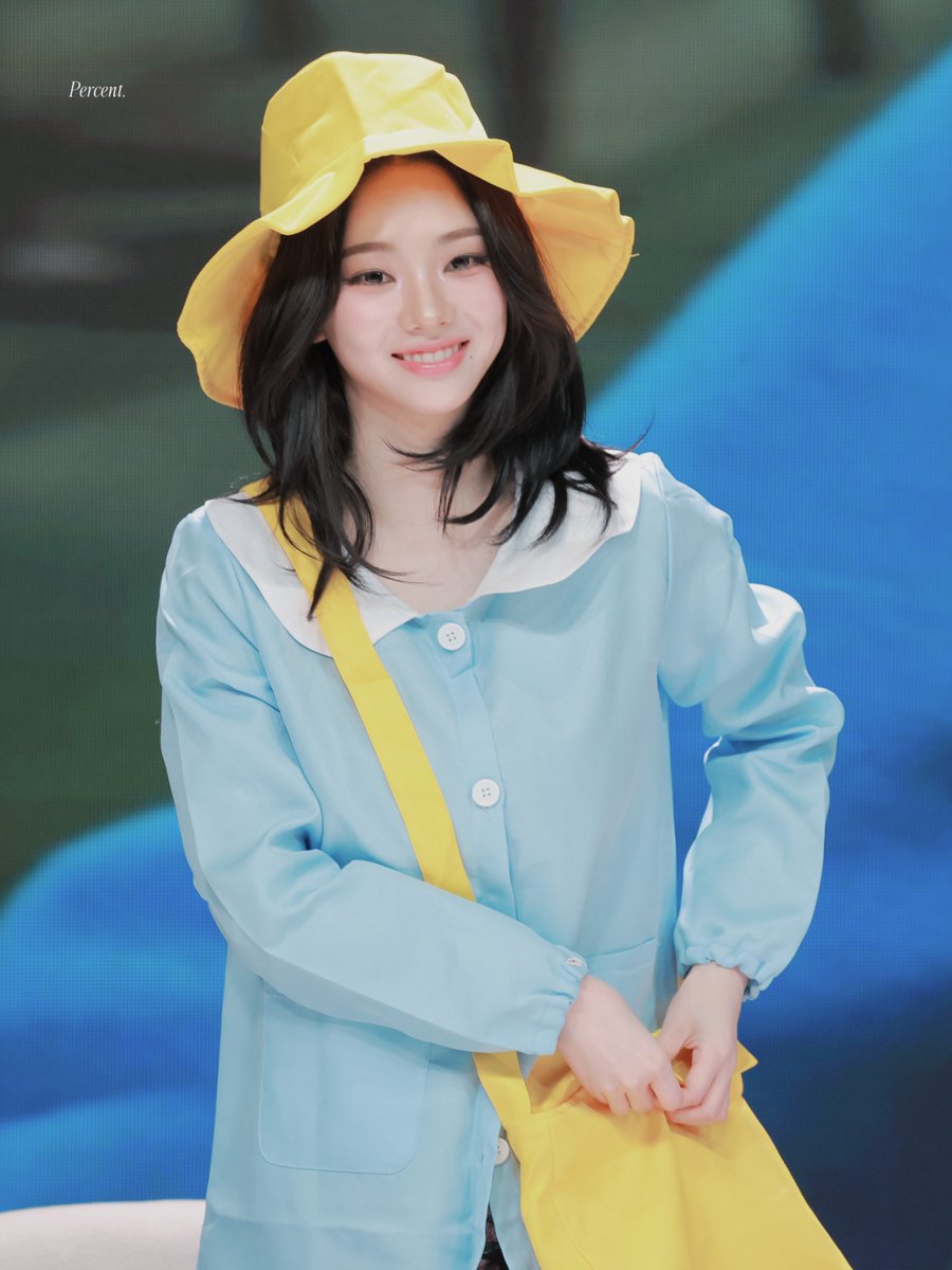 Percent_411's tweet photo. 260605  
AM 초등학생 지민
#aespa #에스파 #KARINA #카리나 https://t.co/GrIwAEEMcW