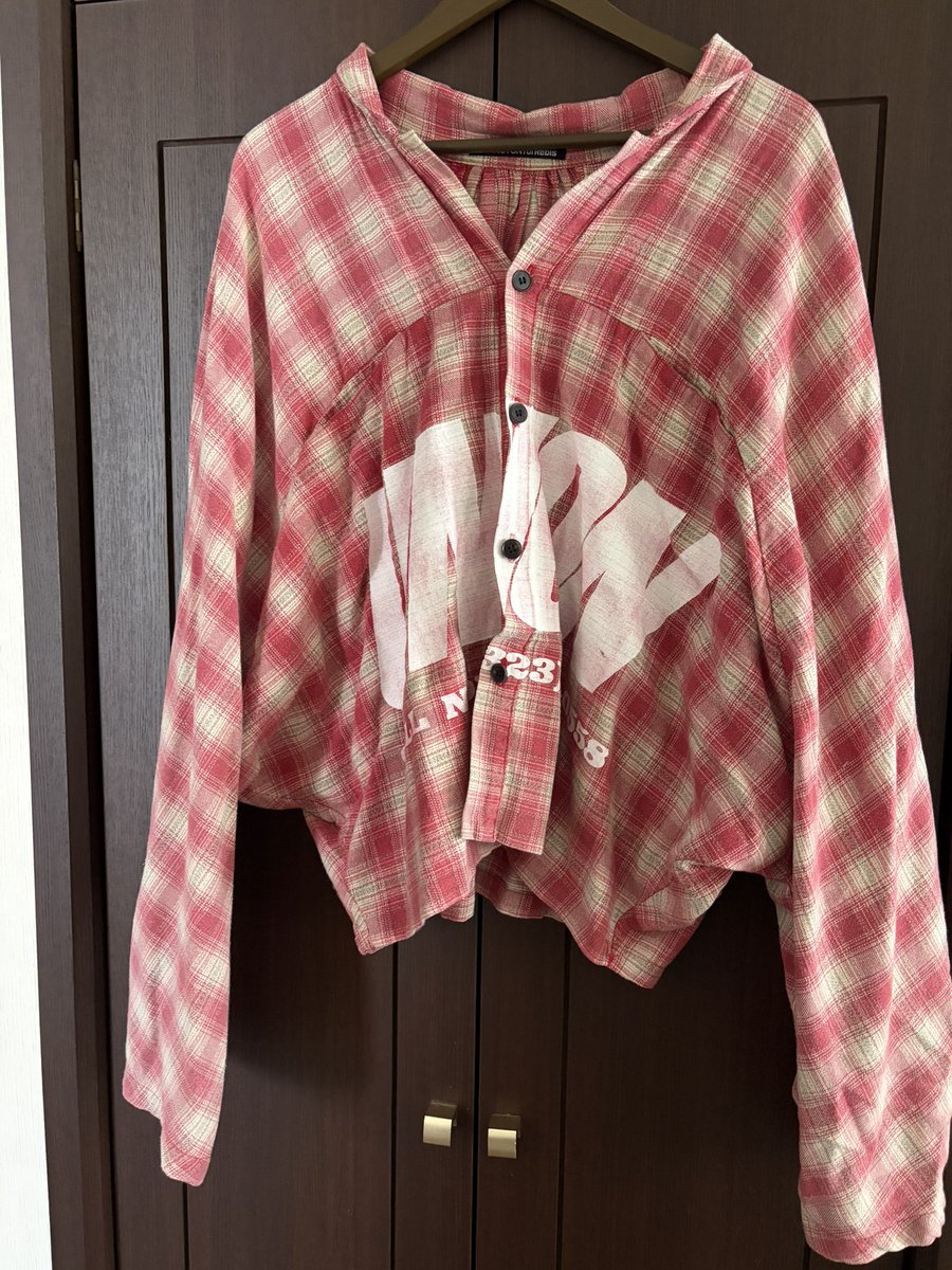 2kmmt's tweet photo. わたしが持ってる中でいちばん高い服🪄︎︎◝✩ https://t.co/PgQ1spaTN4
