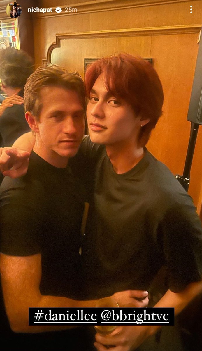 honeylemonnlilb's tweet photo. ชอบรูปนี้ 55555 กอดกันอยู่อย่างงั้นอ่ะ พ่อแดเนียลกับไบร์ท https://t.co/2W2Yz4bgMG