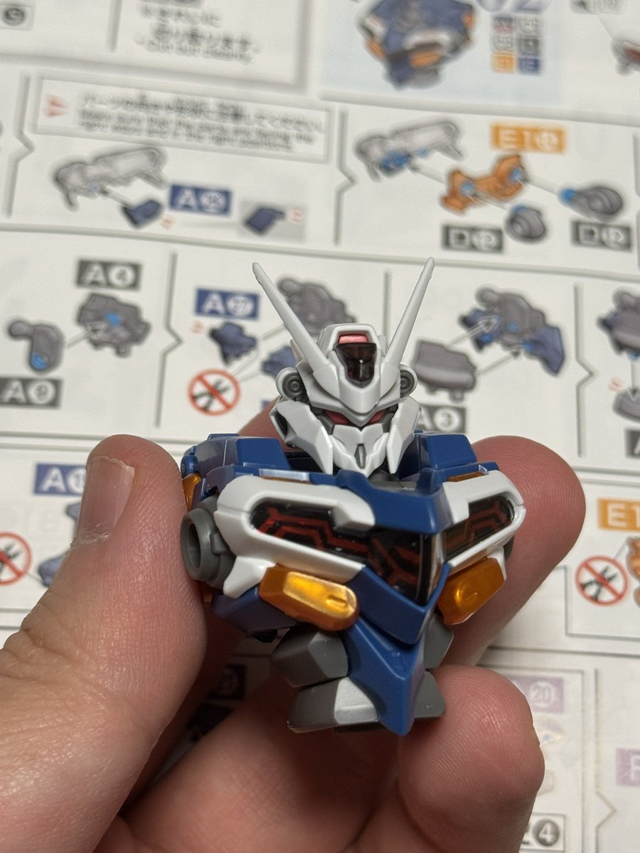Yoshi6054's tweet photo. 拙者、悪顔ガンダム大好き侍 https://t.co/xRkWAaek2x