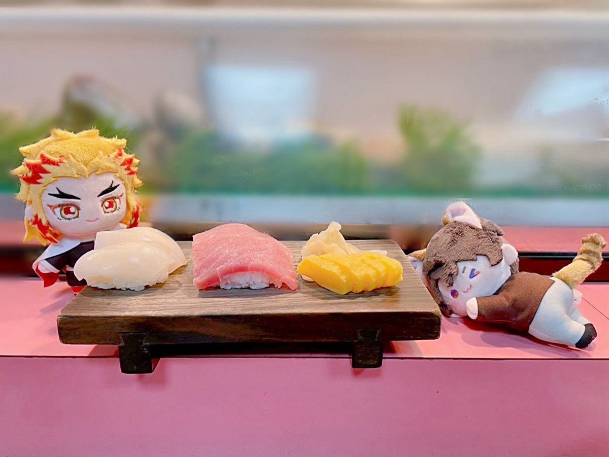 aokyo0131a's tweet photo. 超絶美丈夫系アニキ達といただくお寿司🍣 https://t.co/MaYZx8dGG6