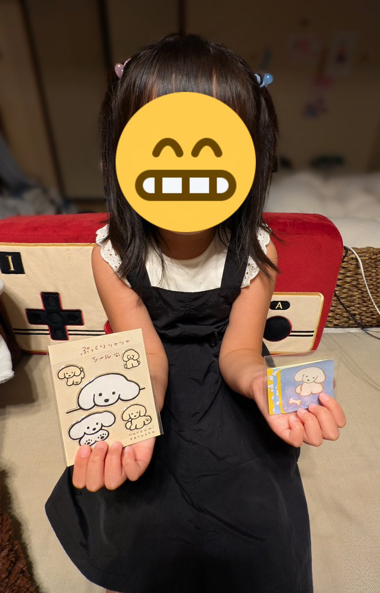 moriofutaba's tweet photo. コミティアで念願のてらおかさんと初対面させていただきました🙌
とても柔らかい雰囲気の素敵な方で、ものすごい記憶力に驚きました👀✨
そしてマネージャーさんもとても優しく対応してくださり感謝です🎐

娘もご満悦です✌️
ありがとうございました👋

#コミティア１５６ 
#てらおかなつみ https://t.co/jJnREfh2dr