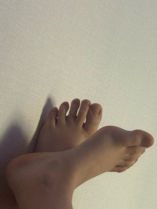 EgLunarf42535's tweet photo. 상납할 걸레새끼

#상납 #핀돔 #펨돔 #멜섭 #호구 https://t.co/tZTVwLc6wa