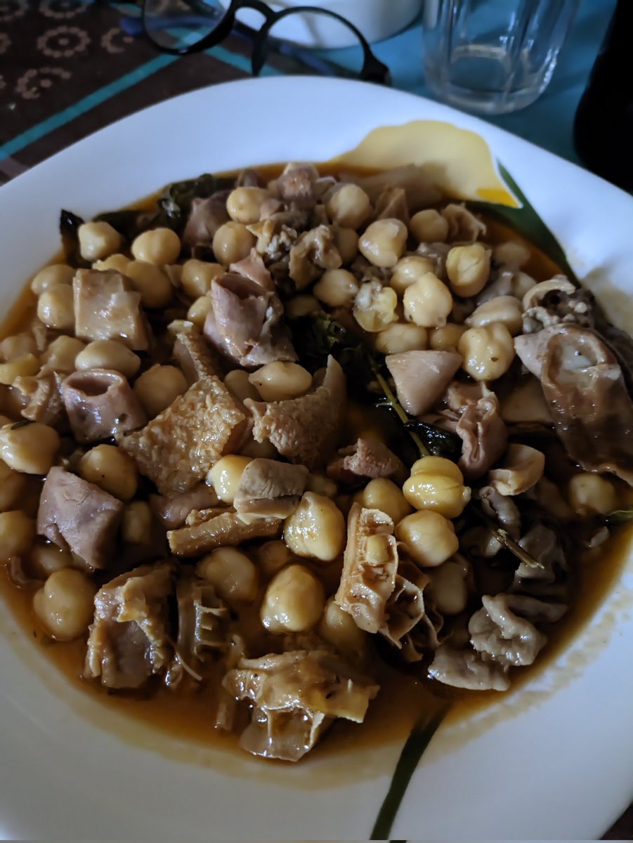 ManoloNicasio's tweet photo. @HDecomida En Sevilla le llamamos menudo https://t.co/Dx0dMzs4KC