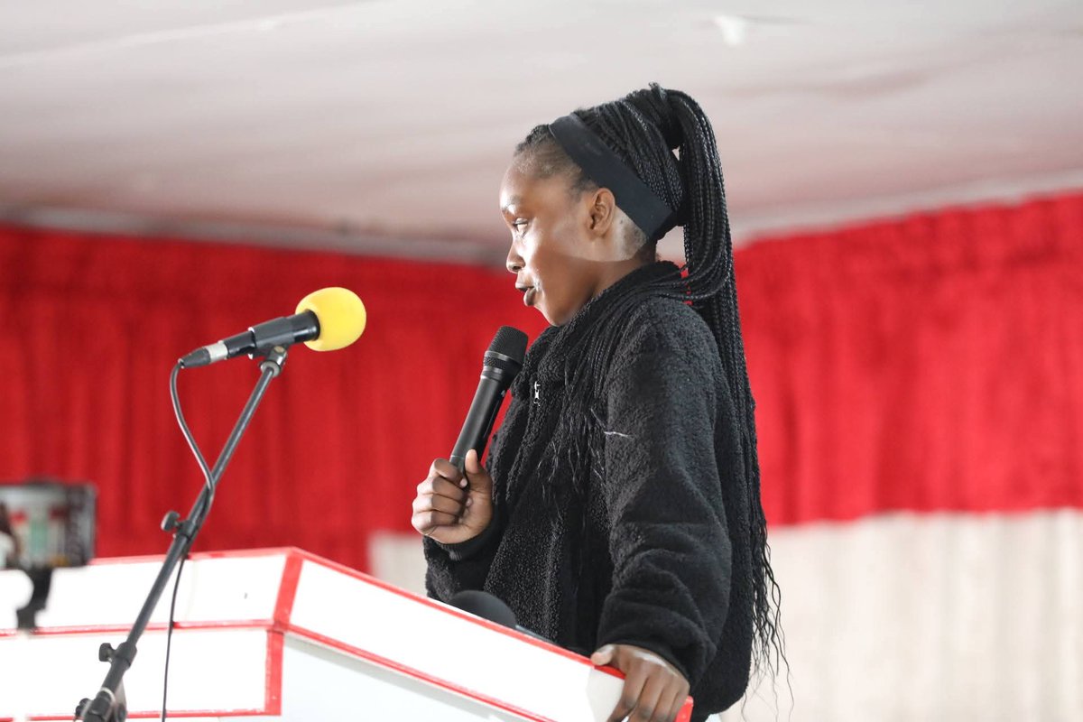 The_DSD's tweet photo. “Children need support, guidance and opportunities to dream beyond their current circumstances. We do not only need food and shelter; we need love, protection, identity and hope. When we invest in children and young people today, we are investing in stronger communities and a brighter future for our country.”— Luncedo Mrwebi (14), Child Protection Month Closing, Ezibeleni, Komani