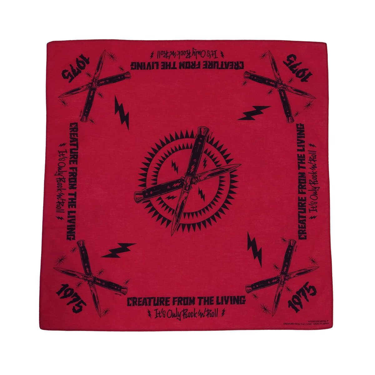 greed_store's tweet photo. #creaturefromtheliving
●「SWiTCHBLADE」Bandana!!
Artwork by #KNUCKLE ( #LittleChopDesign )
特殊な加工を施し、ビンテージの様な雰囲気に仕上げています!!
◎ご購入はコチラ
https://t.co/Fj6xtrImdv https://t.co/rGETZtMFWW