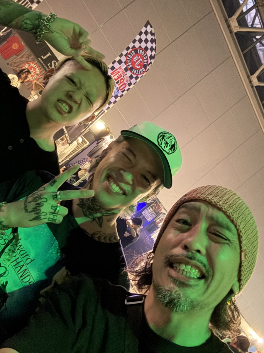 YOK7's tweet photo. サタニック2日間めちゃくちゃ楽しかった！
HIKAGEメンバーとも会えて幸せでした😊 https://t.co/GiRjMrPNZV