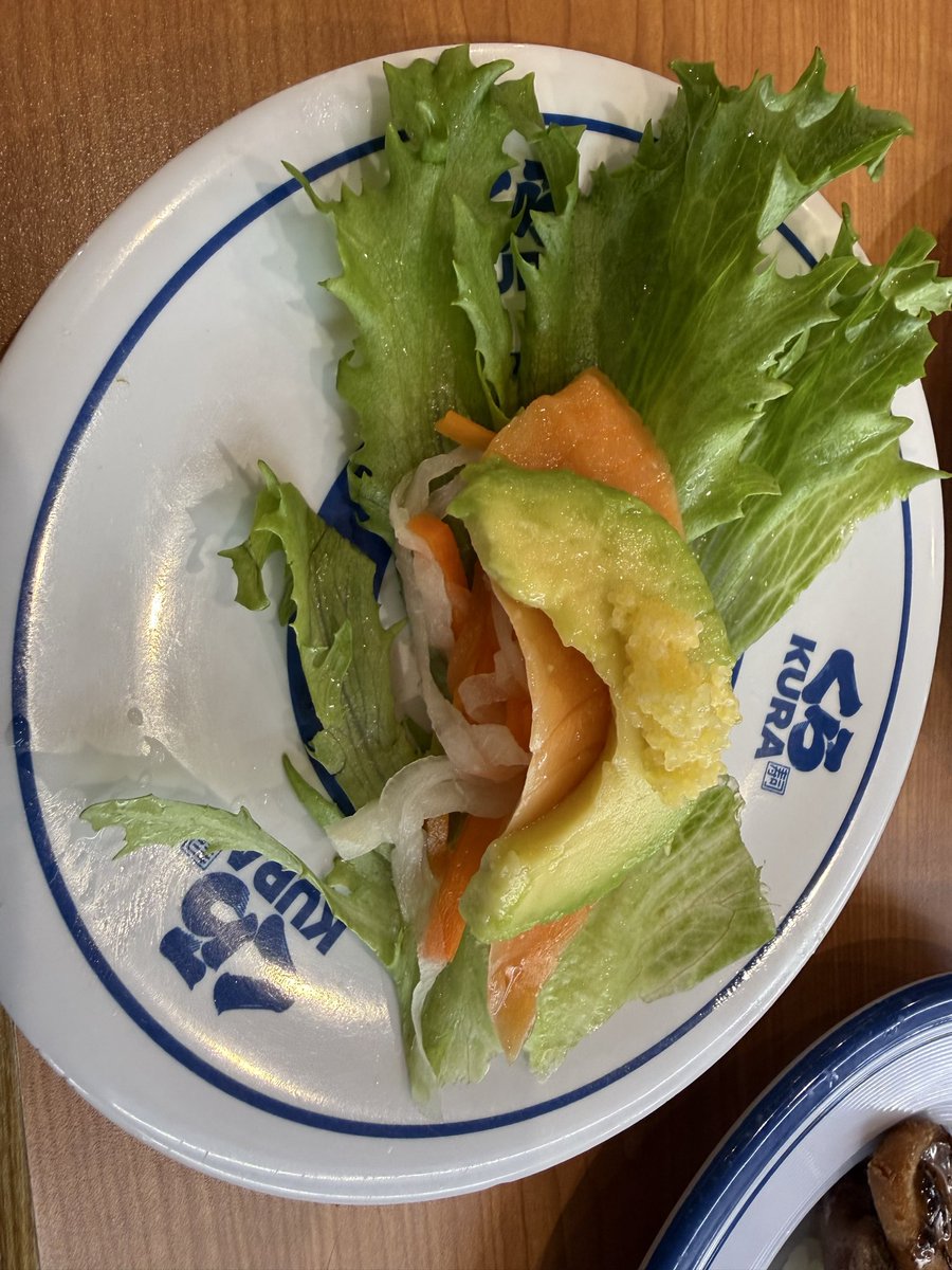 dancer_layla's tweet photo. くら寿司を覚えたら
楽しい
今日はこれ
まだハマってるサラダ寿司 https://t.co/tT9y70gScu