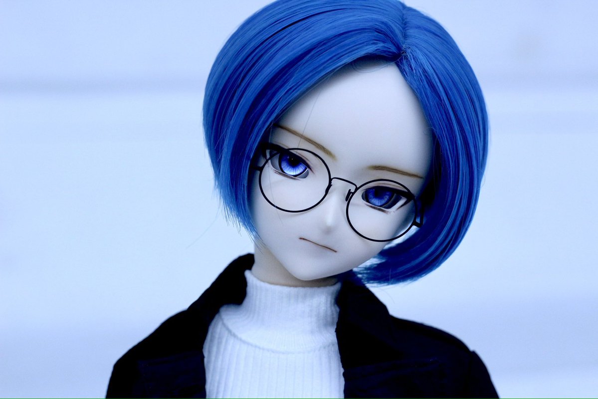 BLUE_Wing_zero's tweet photo. 水無月くんハイライト小さめなら割とどんなアイでも似合うんだけど、今度この真っ黒アイをうまく使いたいな…… https://t.co/aktHUz3Aj0