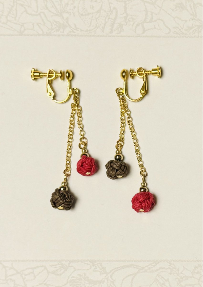 nehanna's tweet photo. ピアスとイヤリング作ったー���
あわじ玉が歪なのはご愛嬌w
#あわじ結び #ピアス #イヤリング https://t.co/FefwmP8wOi