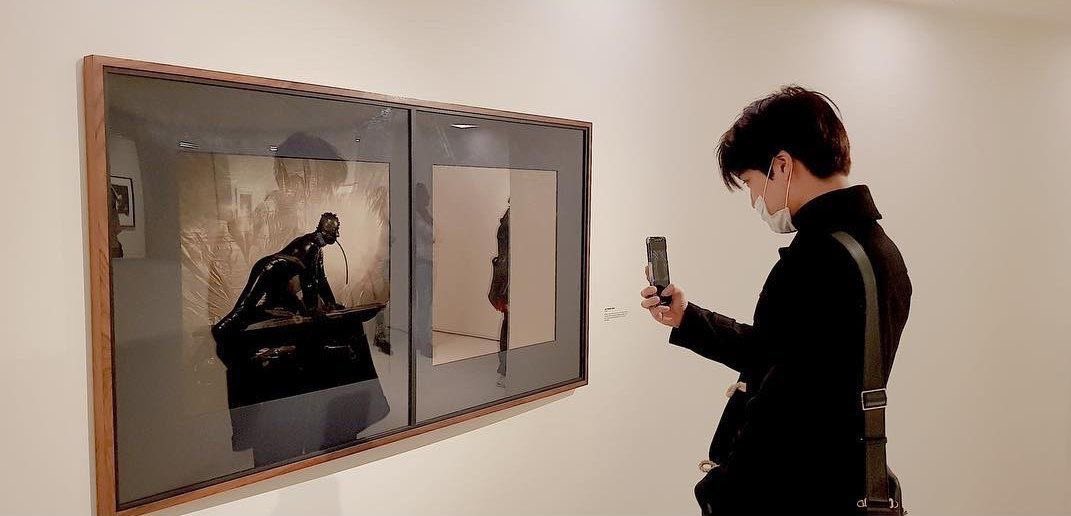 coldelysian's tweet photo. Had the sweetest opportunity to go check out @hellbleud’s photo exhibition while I was in Tokyo! 

As the saying goes… beauty is in the eye of the beholder, but a great photograph captures it for everyone. 

📸 by @svmmersxlstice, the best date I can ask for. 

#svbyrome https://t.co/5ClXoviVXd
