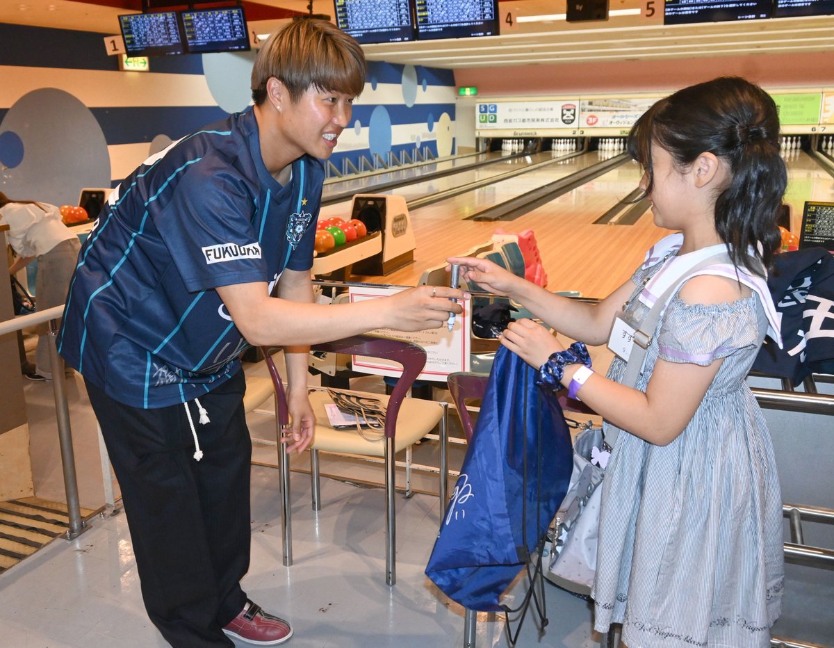 nishispo_avispa's tweet photo. 「ゴールもアシストも今季の記録を超えたい」

ボウリングは最下位も…
アビスパ福岡の橋本悠選手

24歳誕生日に躍進の手応えと来季へ決意

#avispa
▼記事はこちらから▼
https://t.co/F8B51qsXvJ https://t.co/05jxL958sC