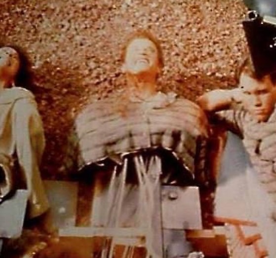 RetroReminiscer's tweet photo. More behind the scenes photos from the filming of TOTAL RECALL (1990). https://t.co/5QhMt4HlJl