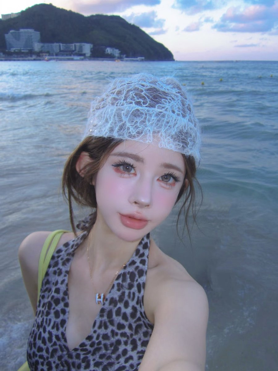 _ggoodgirll_'s tweet photo. Casio exilim zr1200(rare) แฟลชได้ ตัวนี้โทนขาวเนียน ฟลิบจอได้น้า 
ตำหนิ🤖ซูมไม่ได้😿
สิ่งที่ได้รับ🍒 กล้อง แบต
🐇🌸 1890รวมส่ง #กล้องดิจิตอลมือสอง  #กล้องดิจิตอลเก่า  #กล้องดิจิตอล https://t.co/CVoYQ8GJB0
