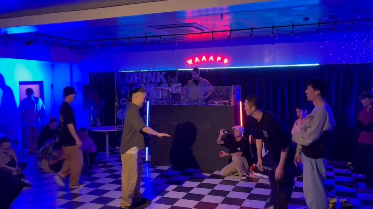 LllxR's tweet photo. いろいろあったけど10年ぶりにROBOさん（a.k.aMASAさん）に会えてめちゃくちゃ嬉しかった！！！！
いろんな人にありがとう https://t.co/hEunnd3myj