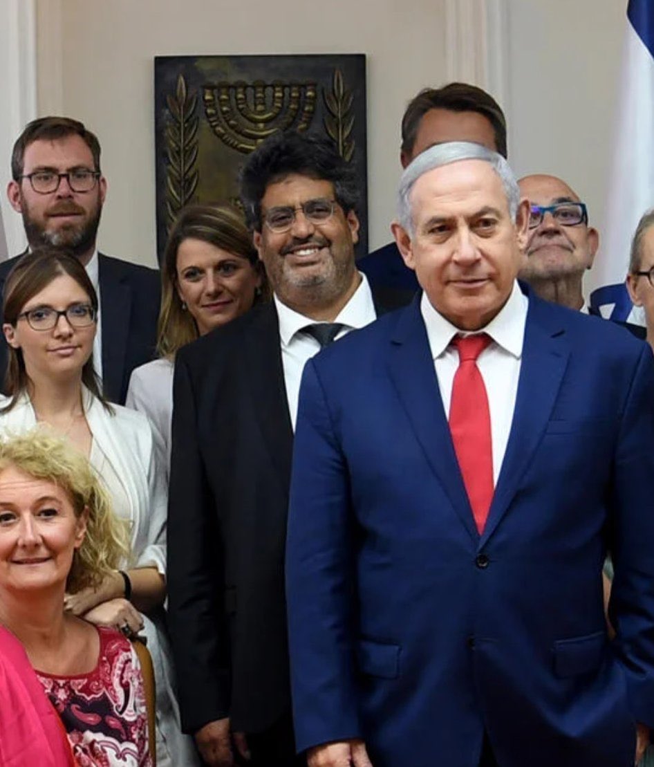 RimaHas's tweet photo. @auroreberge @Le_CRIF @SOS_Racisme @_LICRA_ @uejf @DILCRAH @egalite_gouv @yadvashem Refuser l’instrumentalisation de l’antisémitisme par une ministre qui travaille pour les intérêts israéliens. https://t.co/sHJH17CGcW