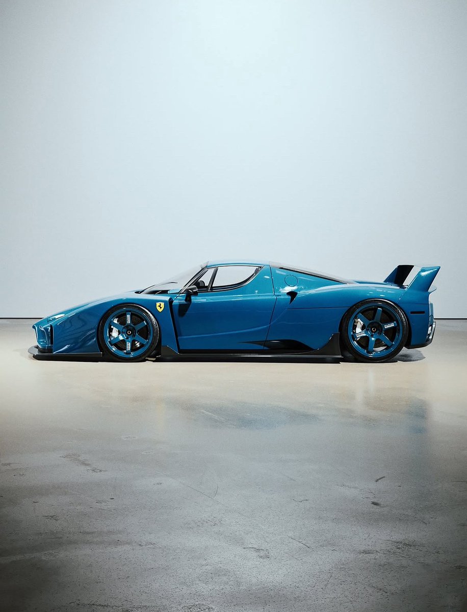 ApexDistrictX's tweet photo. The Enzo https://t.co/vStiehSJSV