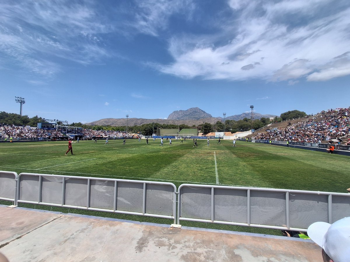 wheelerpedia's tweet photo. Season 2025/26, Match 131
Lliga Comunitat Play-off Final
@RCFBenidorm 1 - 3 @SCTorreviejaCF (2-4 agg)
Estadio Guillermo Amor, Benidorm https://t.co/tMcDeNuaIr