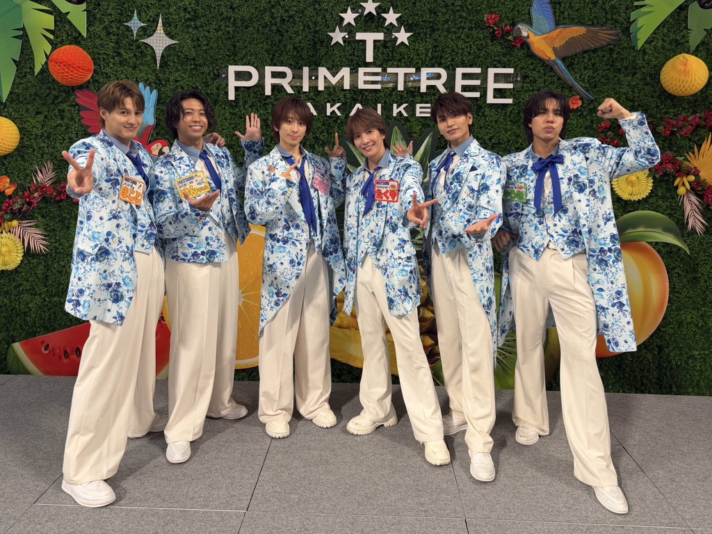 wataru_matsuri's tweet photo. 6/6 6/7
大阪、愛知での
スペシャルイベントありがとうございました！

楽しかった🤭✨

たくさんの方にエールをいただき
3rdシングルのリリースイベント、
8月8日からの2ndコンサートツアーに向けて
勢いづいているのを感じています🔥

なお、
ツアーのチケット抽選がファンクラブにて先行受付中です！

ファンクラブに加入いただくと、良席確率もUP！
他にもここだけの写真や動画、メンバーブログなども充実しております！

一緒に音楽を楽しみながら、夢への軌跡を共にしていただけると嬉しいです！

https://t.co/KdQz9XBHY6

#MATSURI #鈴木渉