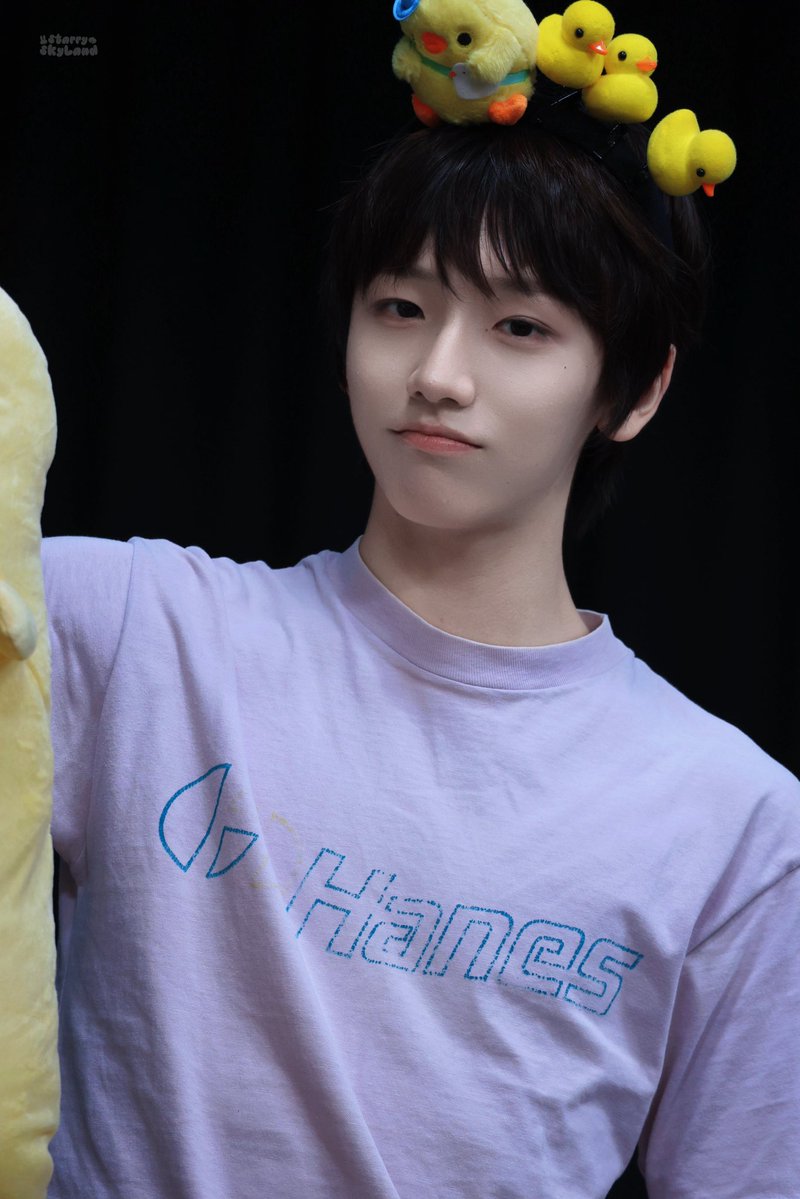 StarryskyLand's tweet photo. 260607 MS 팬싸

#IDID #아이딧
#JEONGSEMIN #정세민 https://t.co/uWKfKPbzMR