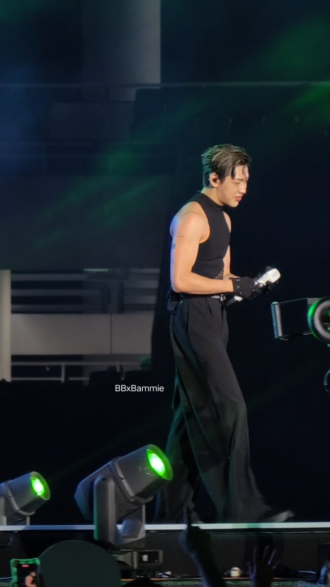BBxBammie's tweet photo. รอยสักอันใหม่รึป่าวนะ 

#BamBamxKPULSEHANOI
#BamBam https://t.co/pty6BtvHn4