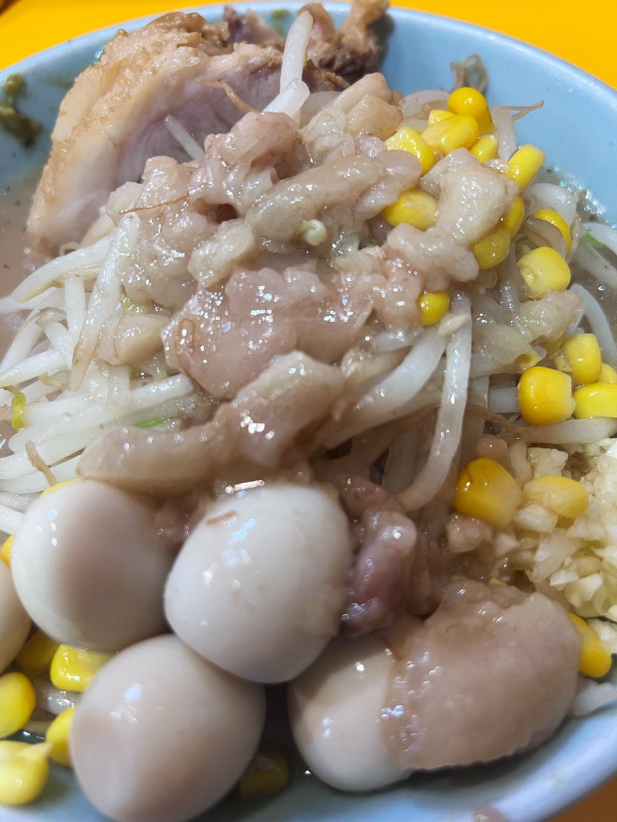 ge3wheels's tweet photo. 久しぶりの野猿二郎
朝7時45分着。早朝だけに並び２！
なみのりつけ麺大、うずら
ニンニクアブラ https://t.co/AaHDKGumlv