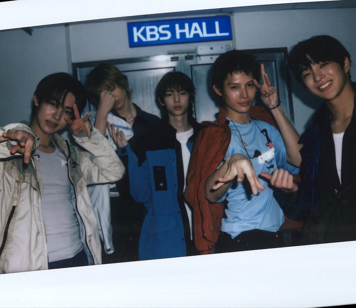 obuckstee's tweet photo. juhoon’s smol face .. https://t.co/SPtkN662PF