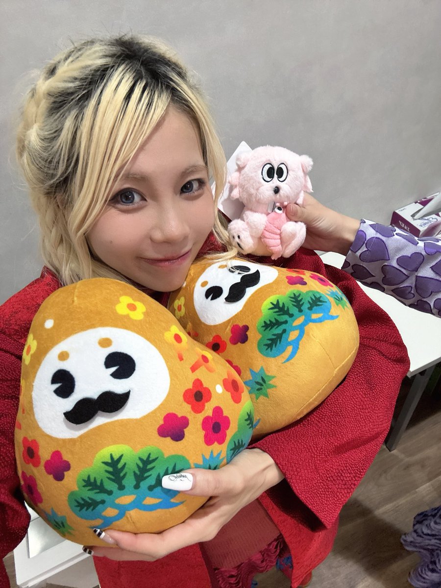 COCOpate_GANG's tweet photo. 石川ワンマン実現するのに時間がかかっちゃったけど本当に来れてよかったです！
北陸の待ってくれていた遊び人のみんな本当にありがとうでした🐟🦀🦫

そして今日は心配かけてごめんなさい！
みんなの熱気で乾燥してなくて助かりました
来週の名古屋、岐阜も宜しくねーーー！ https://t.co/zhiPUX7pIO