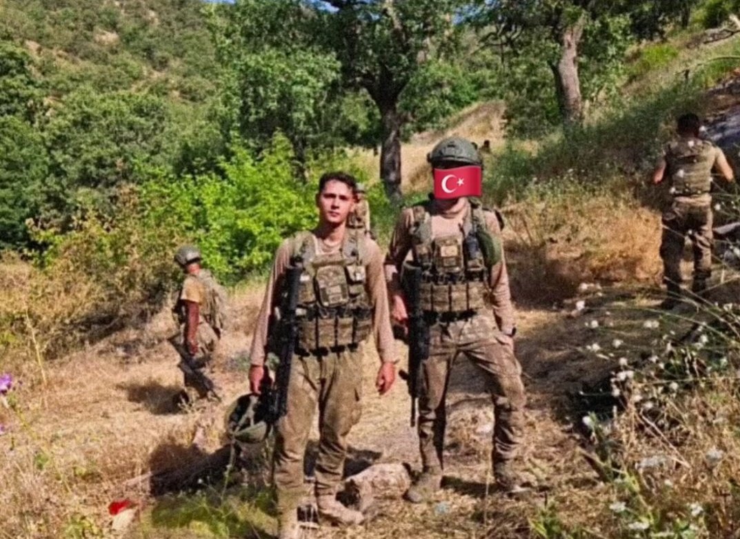 B729292's tweet photo. Şehit Teğmen Eril Alperen Emir 🇹🇷 https://t.co/KFpEz4YlnV
