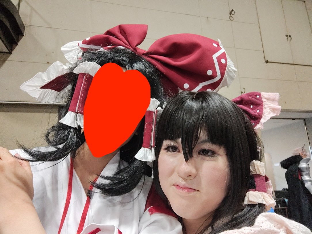 Ama_Nuts310's tweet photo. 少し遅れましたが名華祭での自撮りやツーショット集です

霊夢[@Hakurei_Reina06 ]
こいし[@Yondarufon ]
妖夢[@EX_Ryuga_Sakuya ]
紫[@yupiko_01 ]

 #東方名華祭
 #名華祭20 https://t.co/7bhyerbt9x