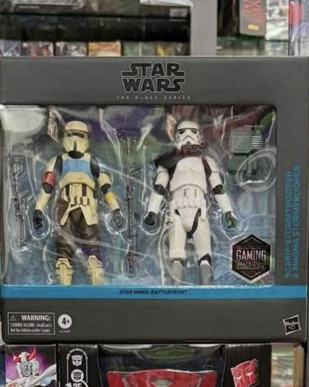 bobafettloot's tweet photo. 📸 Según las primeras imágenes procedentes de Singapur, el próximo exclusivo de Walmart incluiría un espectacular pack de 2 figuras inspirado en Star Wars #Battlefront
▫️ Scarif Stormtrooper
▫️ Magma Stormtrooper
💬 ¿Qué os parece este pack?
Os leo. 👀👇 https://t.co/DSU3ZY0ttF