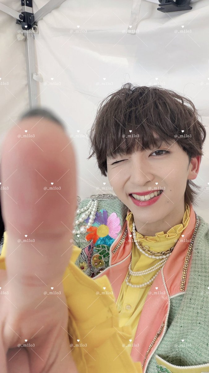 _m1lo3's tweet photo. 途中ふざけられたけど完璧にやってくれた🎶表情までアイドル🫪💚

#リエネルのリリイベ楽しい https://t.co/0b7S5TT7BV