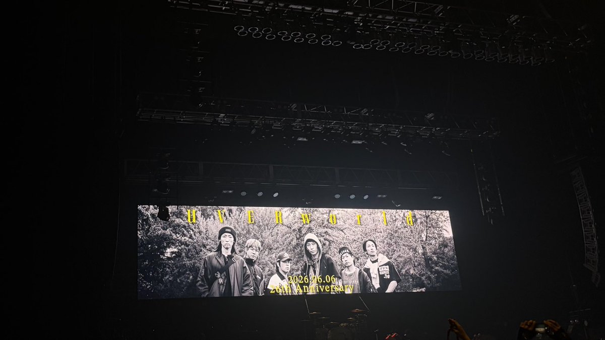 uver_ayaka's tweet photo. 2026/6/6 \Zeep Osaka/

結成26thメンバーによる神セトリ✨

ずっっっと聞きたかったCollide😭
哀しみはきっとも初めて聞けたし、
energyもタオル振れて楽しかった！

彰の「I love UVER精神」は私も❤️‍🔥

Bye-Bye to youはB-flatで初めて聞いた時からバイバイで👋し続けてるけど、誰もやってない？笑 https://t.co/lf8TSQzy6L