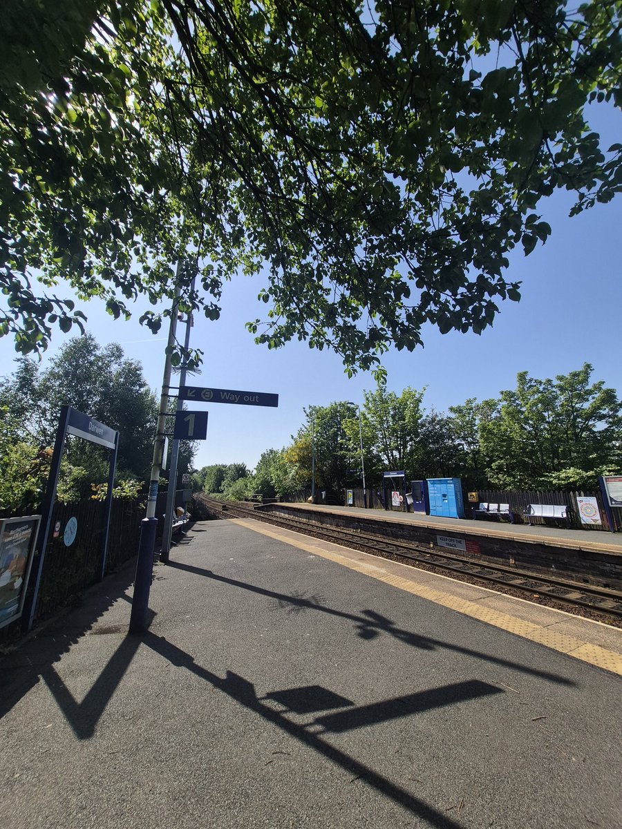 DebsHol50's tweet photo. #RightAngles train station shadow https://t.co/36lXNADr9b