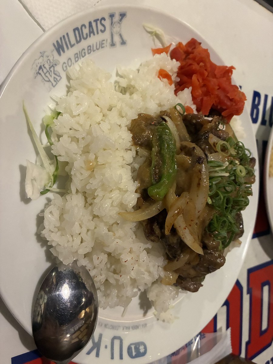 arukapucci's tweet photo. 今日のUKカフェ https://t.co/VXYqx51ni8