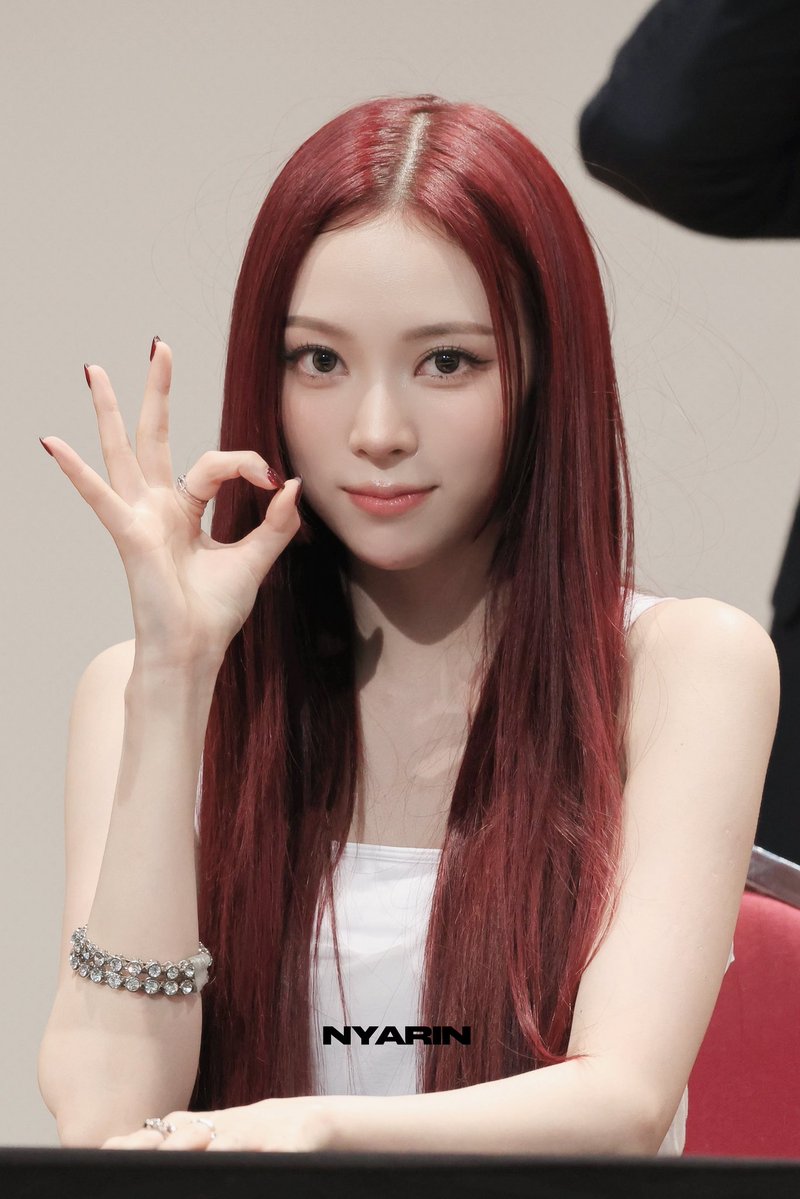 narinlovv's tweet photo. 260607

#미야오 #MEOVV #나린 #NARIN https://t.co/uVqSiSh3c8