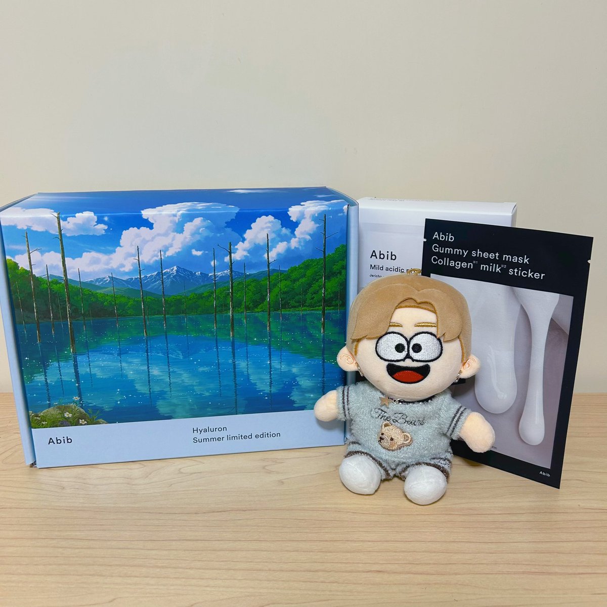 dyhmfs's tweet photo. メガ割で購入したAbibの新しいキット届いた〜！！
なやんだけど新ラインが気になるのでヒアルロンにした。水分感爆上げさせたい！

#Abib https://t.co/v2mJGVnswL