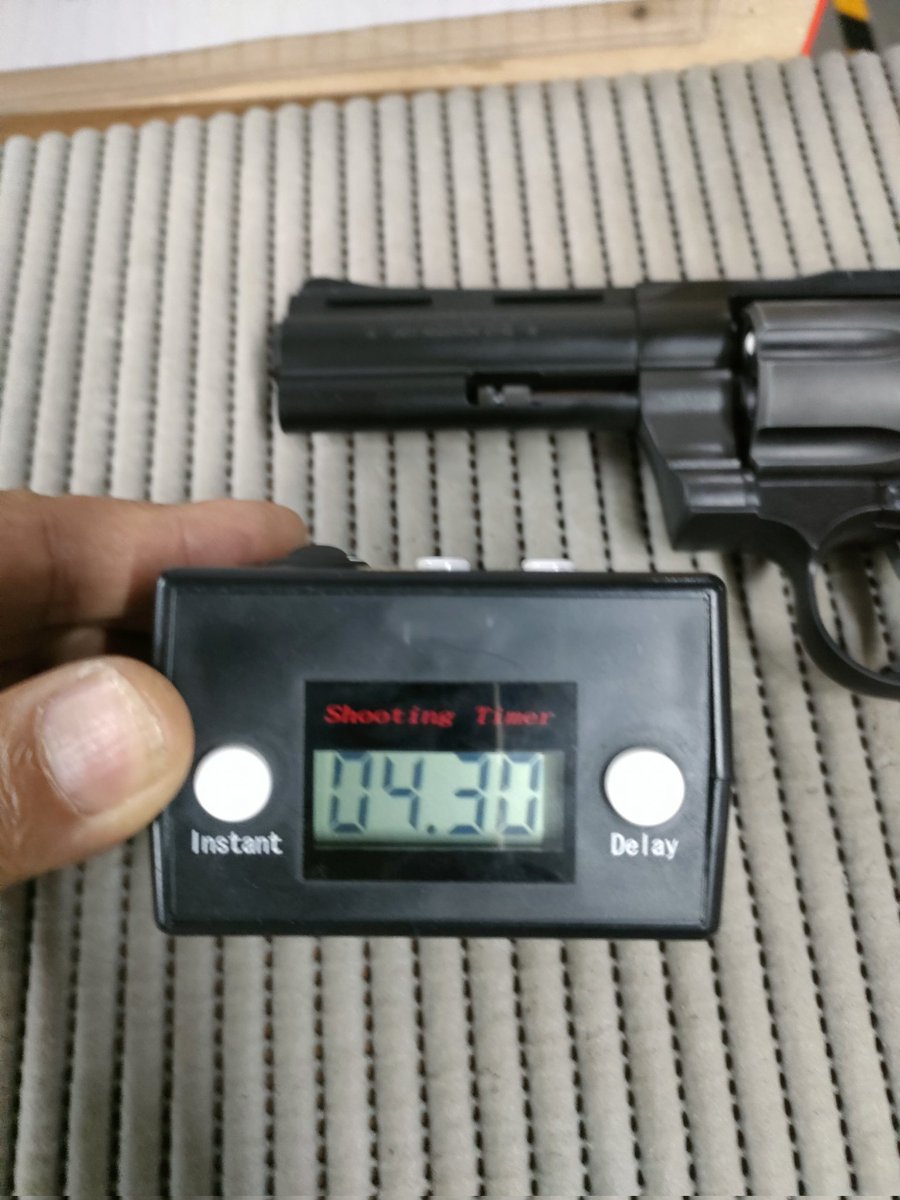 biggate_tp's tweet photo. 利き手の右片手撃ちは
リボルバーなら当たり前、

左片手撃ちが決まれば
カッコいいと思う…
#ビクゲ
#ビッグゲート
#スティールチャレンジ
#APS
#JANPS
#エアガン
#モデルガン
#サバゲー
週末のイベント参加も募集中！
https://t.co/Py4xCseIfV https://t.co/P4AApH1TbV
