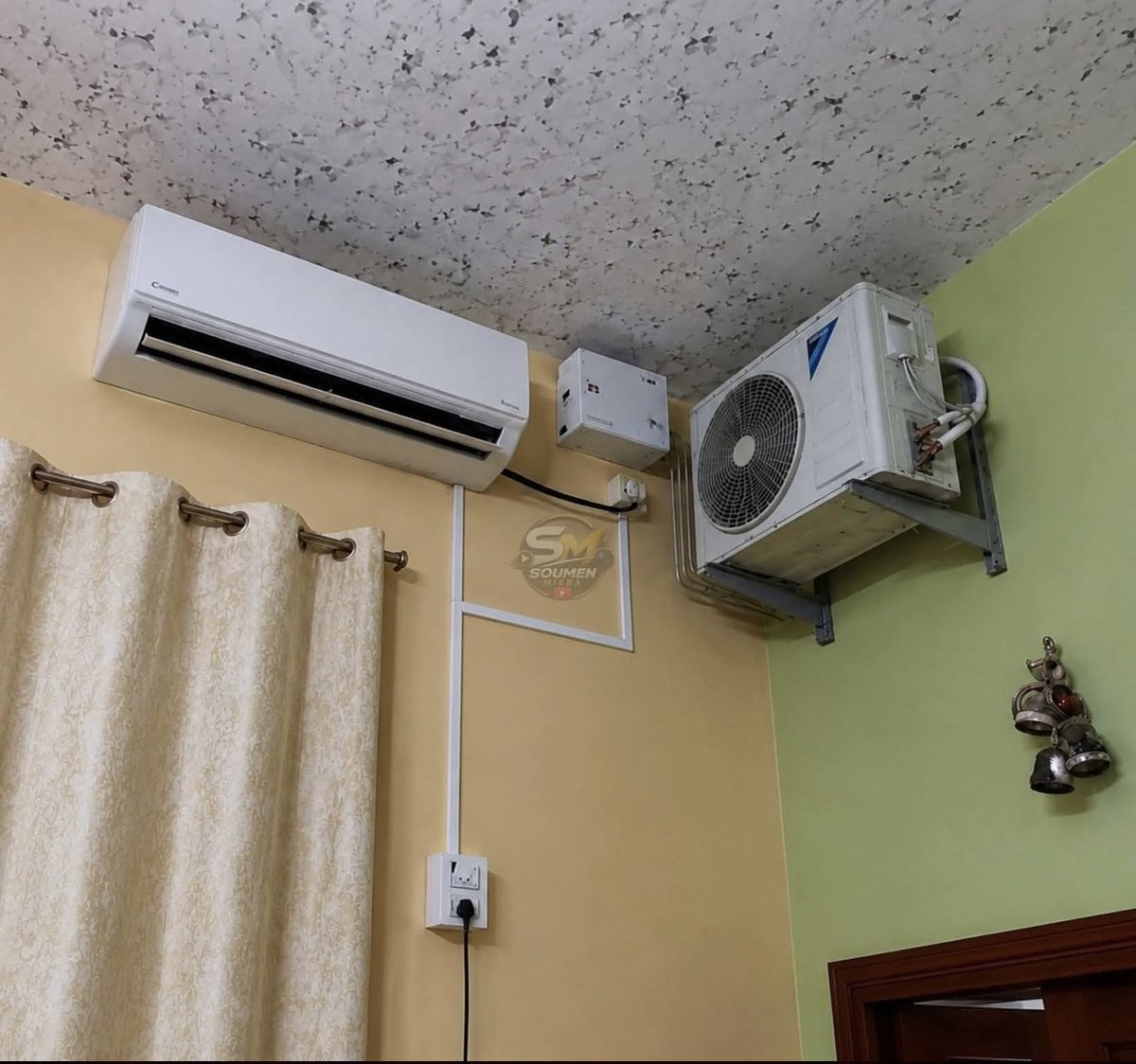 Pintuu0's tweet photo. AC toh lagwa liya par pata nahi kyu room thanda nahi ho raha hai https://t.co/cndDC1vvsy