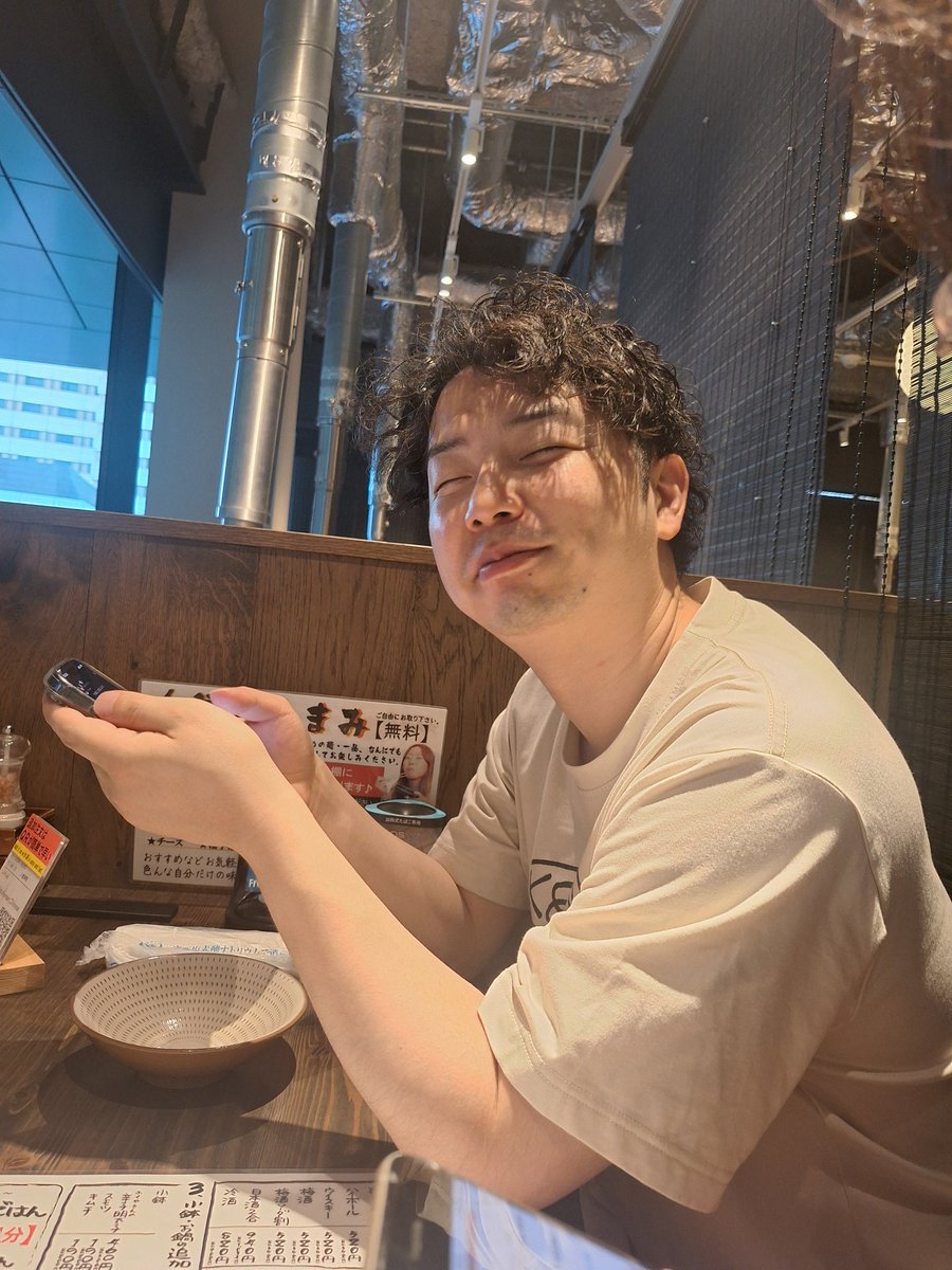 taizen_3's tweet photo. FC福岡楽しかったー！！
もつ鍋初めて食べたけどとても美味しかったです！
あきらさんありがとうございました！
 #FC福岡 https://t.co/NnjBkQ0Syy
